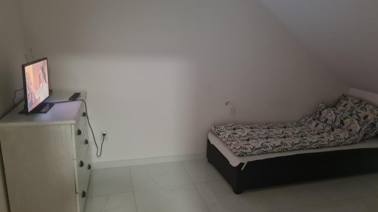 Naworol 5 Apartamento Szczecin Exterior foto